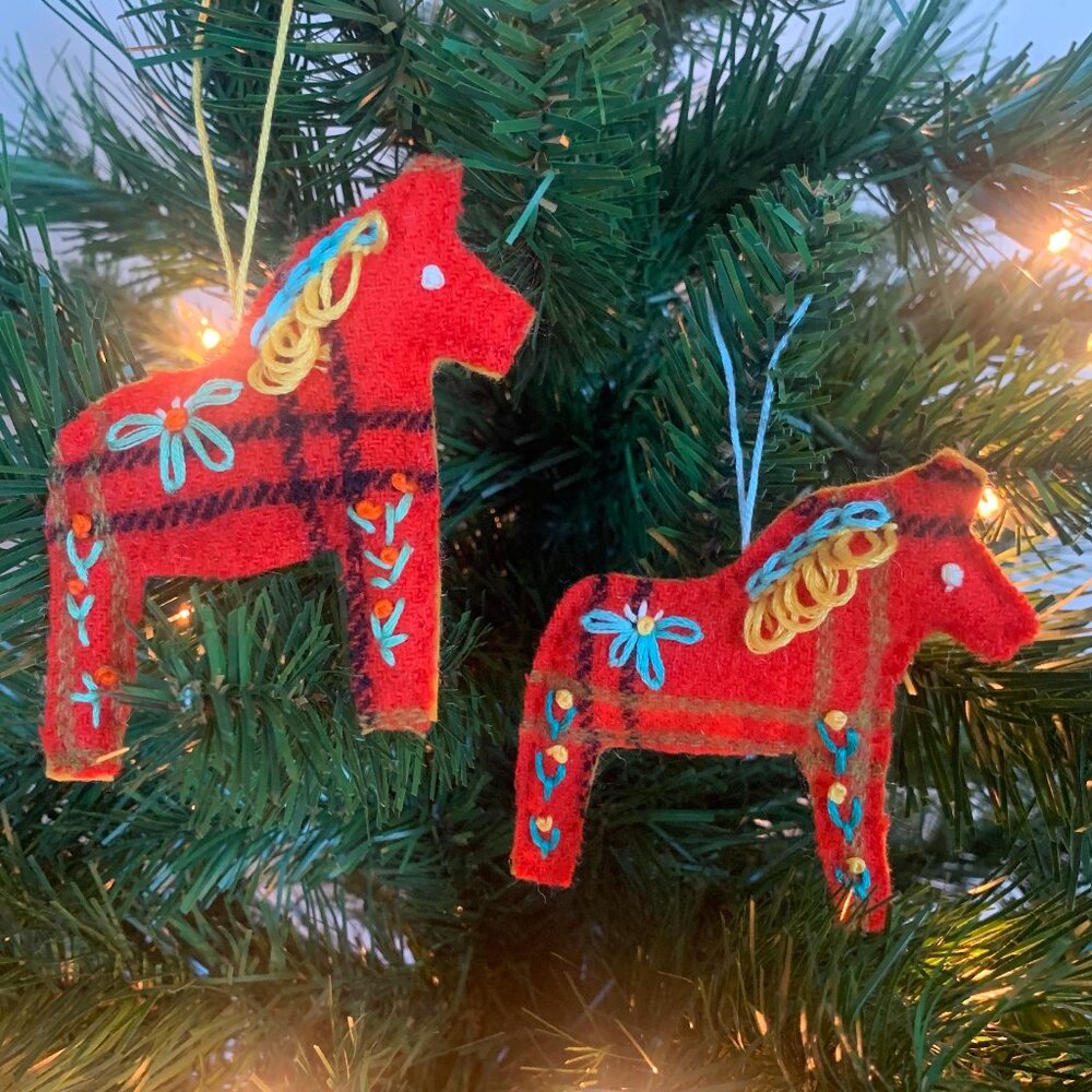 DALA HORSE Hand Embroidered Ornaments. NEW (Lot 11)